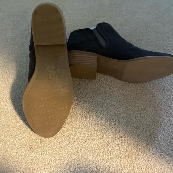 **Worn one time** Dolce Vita Westa Bootie - Picture 4 of 5